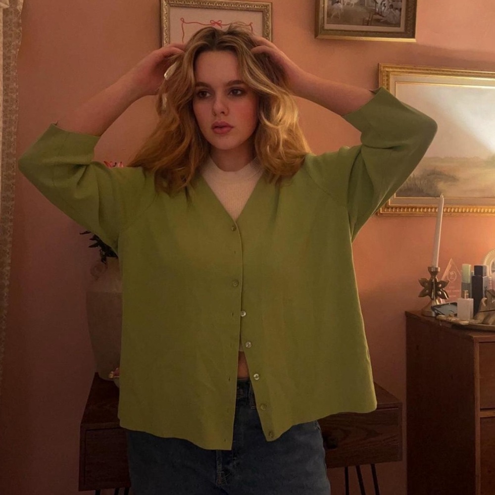 Women's Green Button-Up cardigan